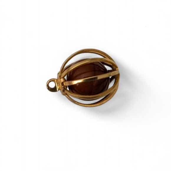 CARNELIAN Vintage Gold Caged Charm Bauble - Picture 2 of 6